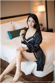 乾隆在马吃小燕子奶